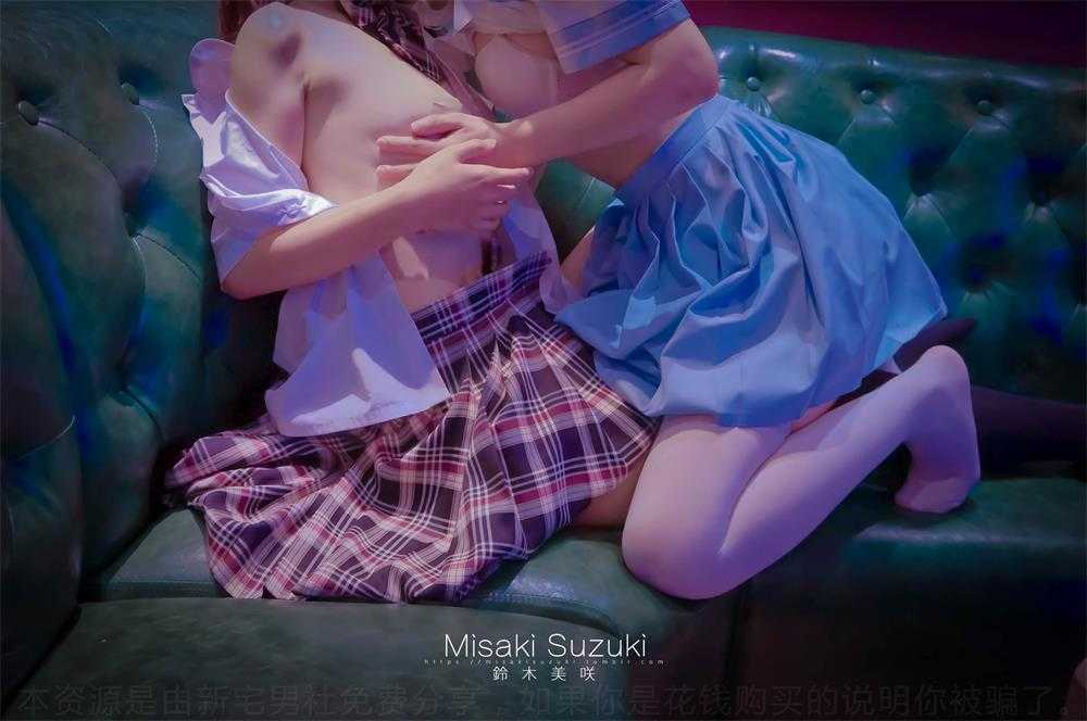 软软趴在床单上(MisakiSuzuki)(铃木美咲) 作品合集 [8551p/614v/230.6G]（1）